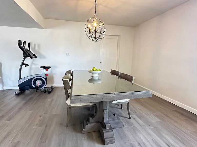 2802 E Dahlia Dr — Photo 6