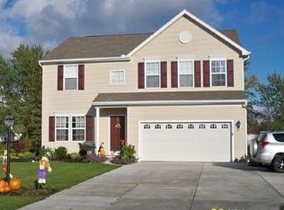 2451 Osprey Ln, Niagara Falls, NY 14304