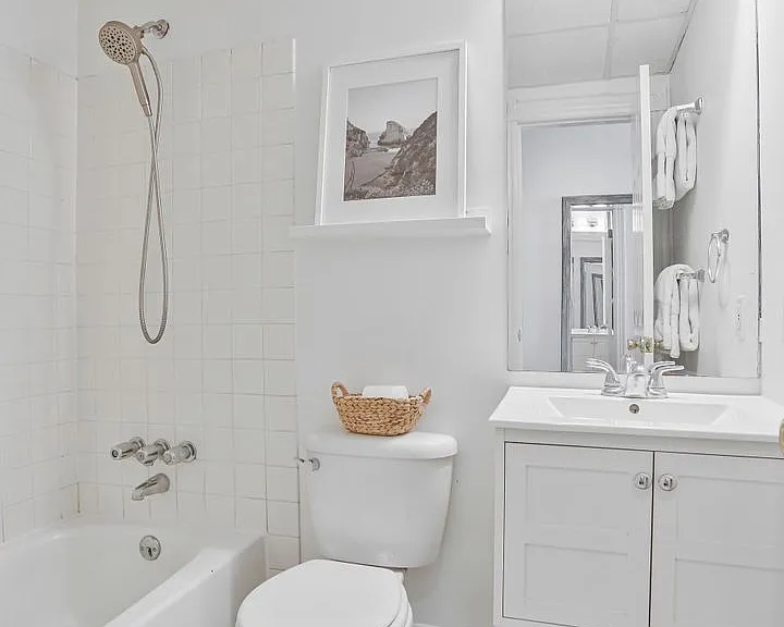 2510 Cliffbourne Pl NW #202 — Photo 16