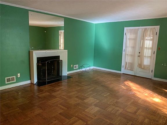 4th image of 4510 N Illinois St