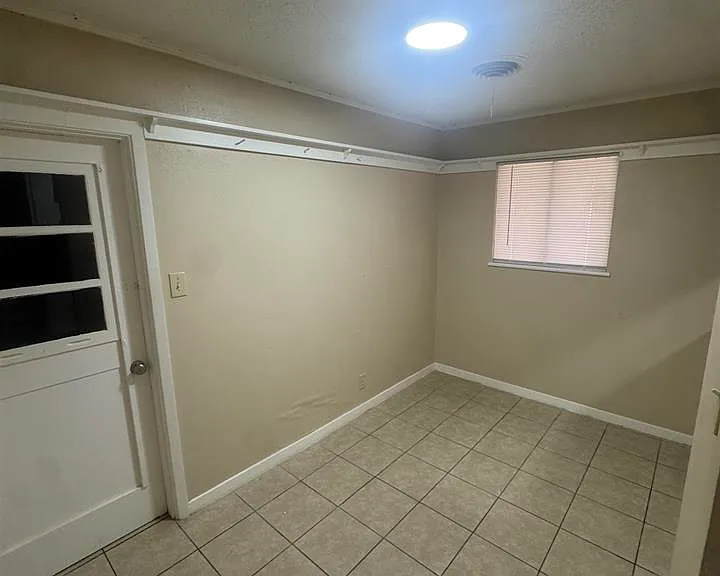 3726 Bowling Ln — Photo 5