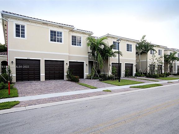 2nd image of 2579 SW 81st Ter #2557