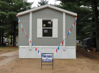 W3940 Mitchell Rd TRLR 017, Eau Claire, WI 54701