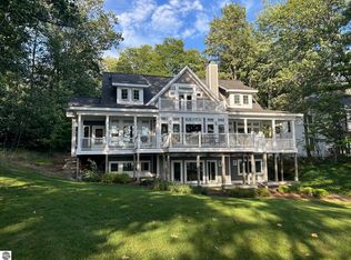 2697 Forest Lodge Dr, Traverse City, MI 49685
