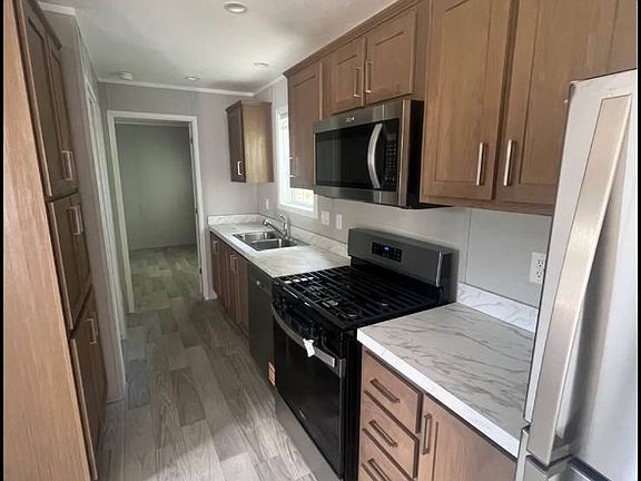 2nd image of 133 Marshall Mill Rd