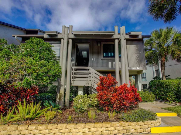 27 Village Del Lago Cir, Saint Augustine, FL 32080