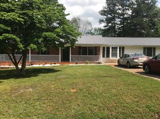 617 Douglas St, Oxford, AL 36203