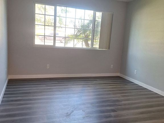 4th image of 1186 E Lugonia Ave APT 6