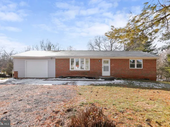 12026 Warrenfeltz Ln, Hagerstown, MD 21742