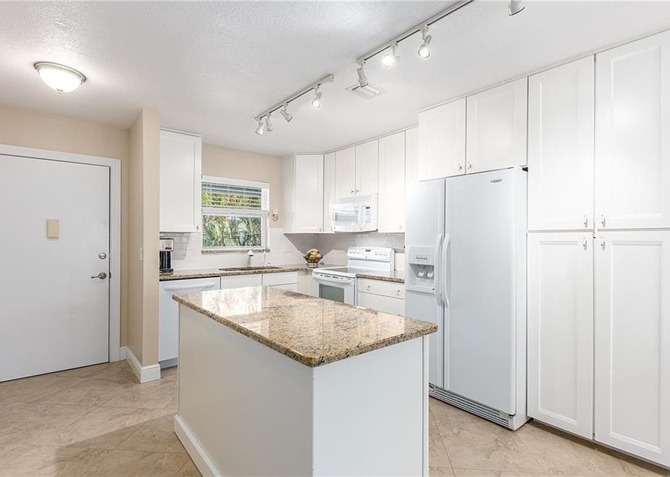 1st image of 2929 SE Ocean Blvd Unit Un 144 9