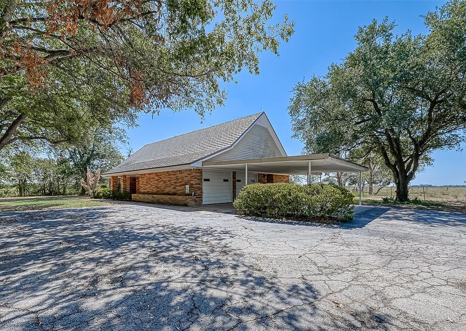 16711 Highway 90a, East Bernard, TX 77435 Zillow