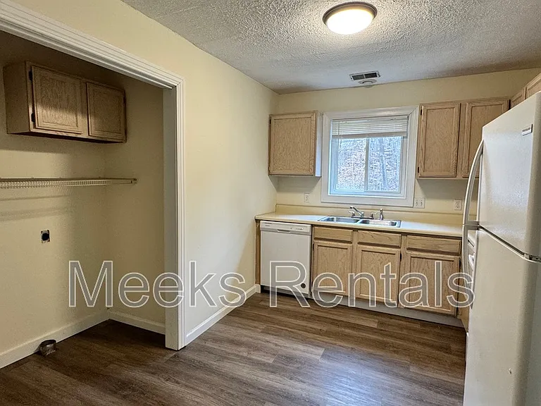 109 Botley Ln #6 — Photo 4