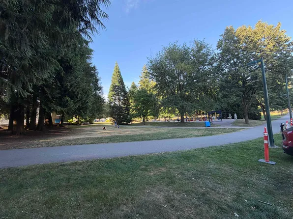 1000 King Albert Ave #112, Coquitlam, BC V3J 7A3