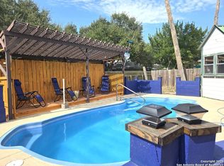 2352 Timberleaf Cir, Ingleside, TX 78362