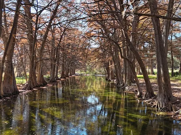 6608 N High Way #83N, Leakey, TX 78873