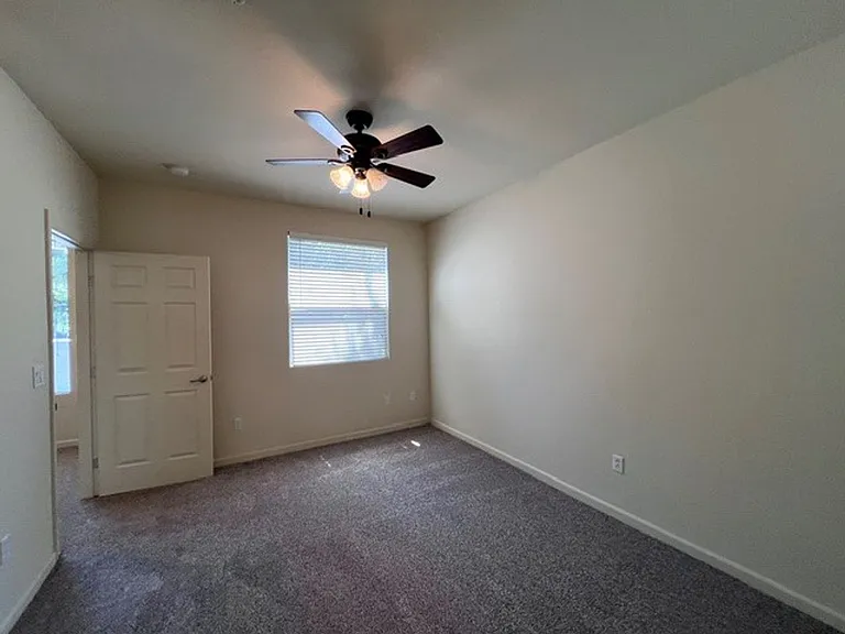 5201 Laguna Oaks Dr #181 — Photo 5