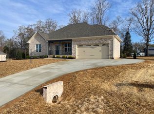 8528 Aventine Hill Dr, Summerfield, NC 27358