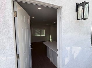 203 W. Colden Ave. - 205 1/2, Los Angeles, CA 90003