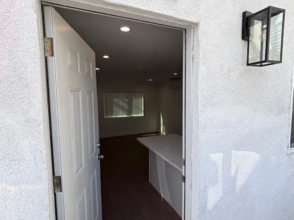 203 W. Colden Ave. - 205 1/2, 205 1/2 W Colden Ave, Los Angeles, CA 90003