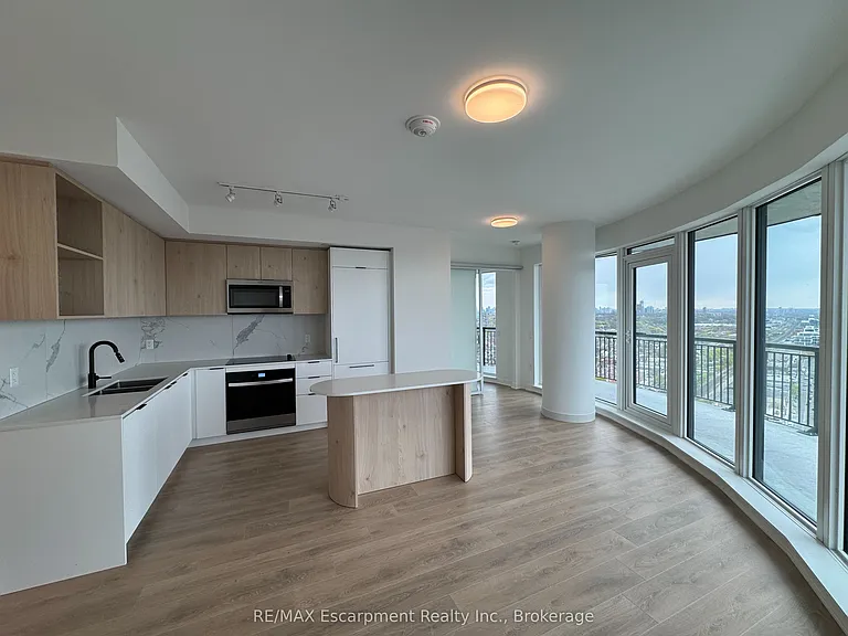 1185 Dupont St #2607 — Photo 5
