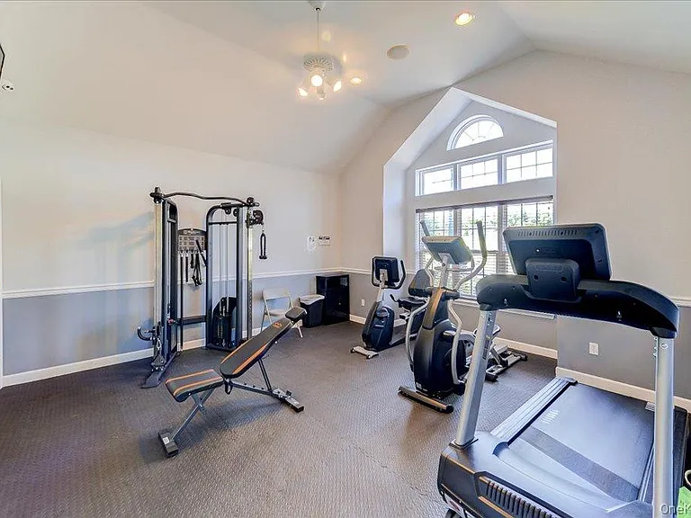 6204 High Ridge Ct — Photo 45