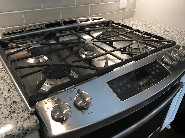 5 Burner Range