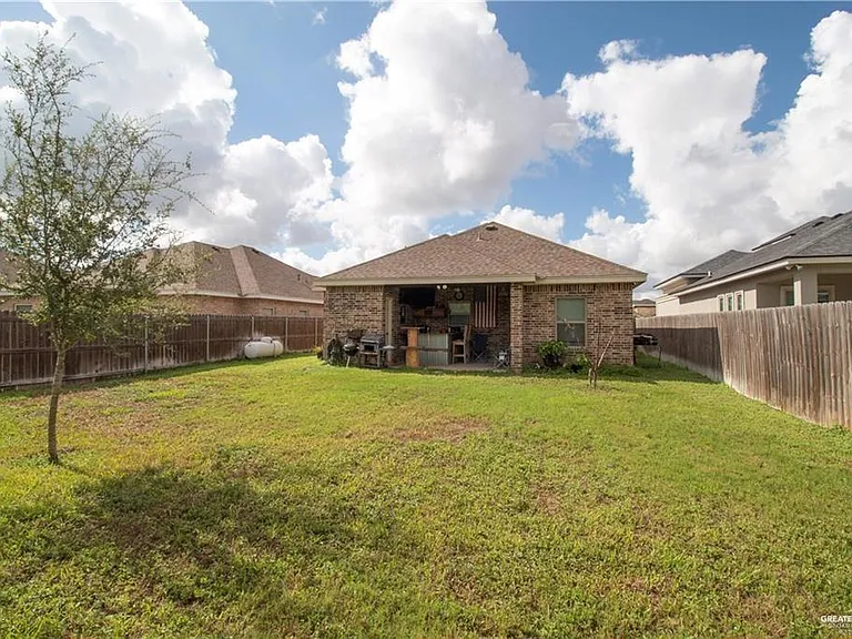 2901 E Imperial Oaks Dr — Photo 14