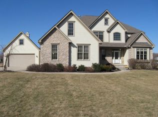 4239 Curve Rd, Delaware, OH 43015