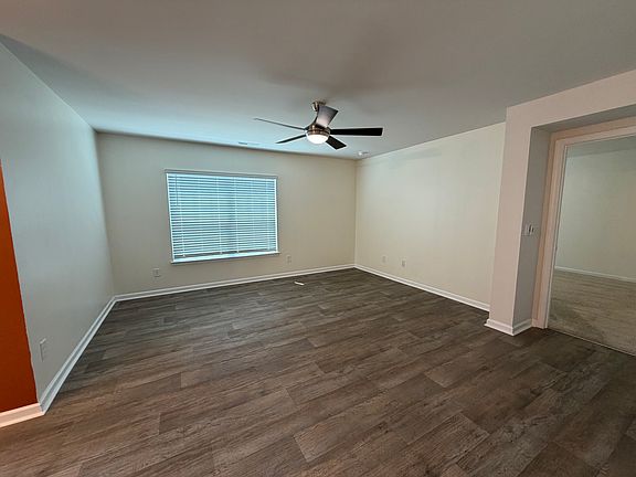 4th image of 7626 Sand Pit Rd