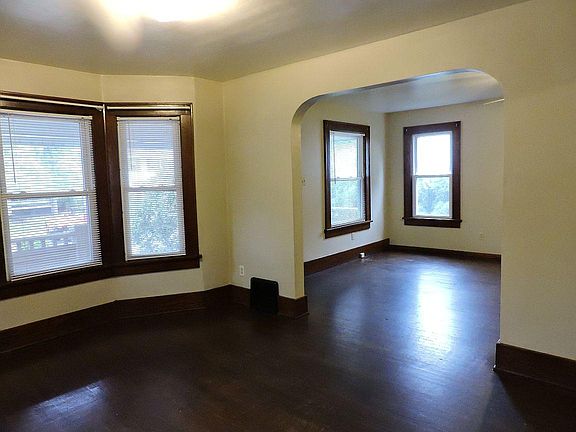 4th image of 312 Grant Ave