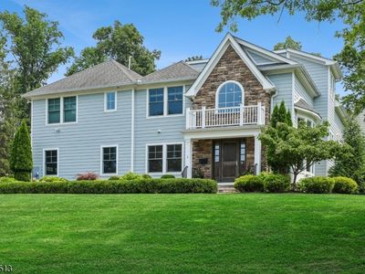 2 Troy Dr, Short Hills, NJ, 07078
