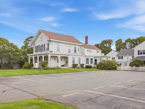 48 Camp Street UNIT 2, Hyannis, MA 02601