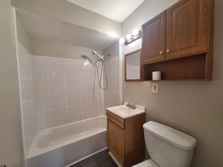 26530 Hayes Rd — Photo 11