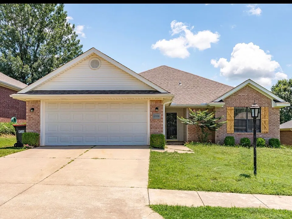 2708 Azure Hills Dr