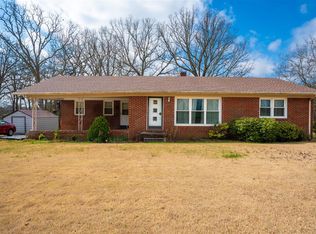 1523 Highland Lick Rd, Russellville, KY 42276