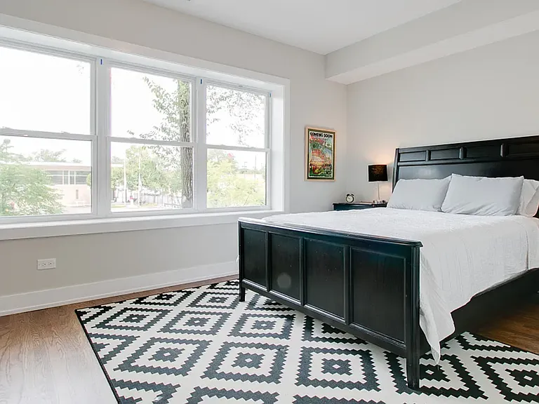3119 N Haussen Ct #3 — Photo 13