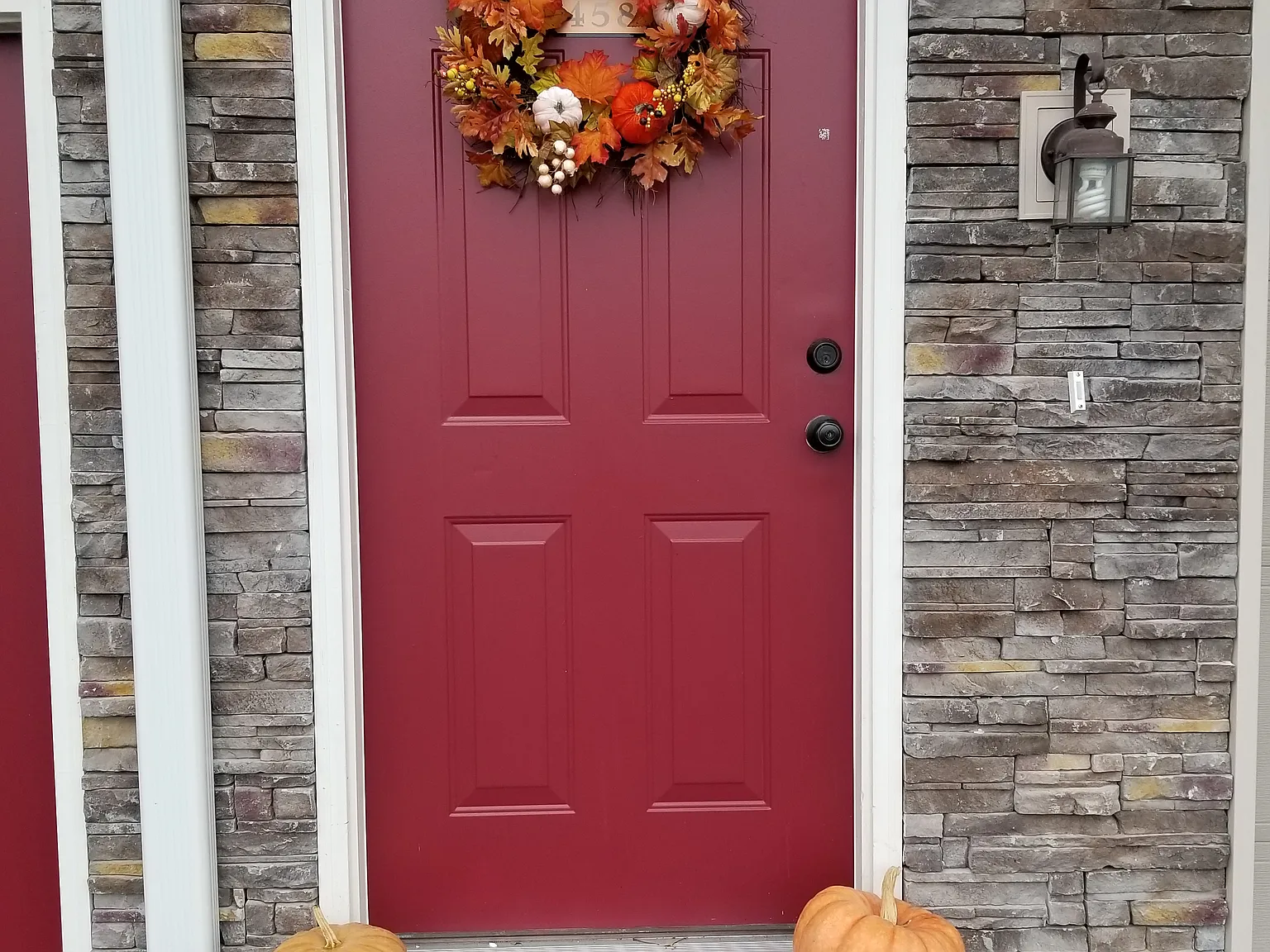 2 bed, 2.5 bath, 1200 sqft, $1,400 — Photo 1