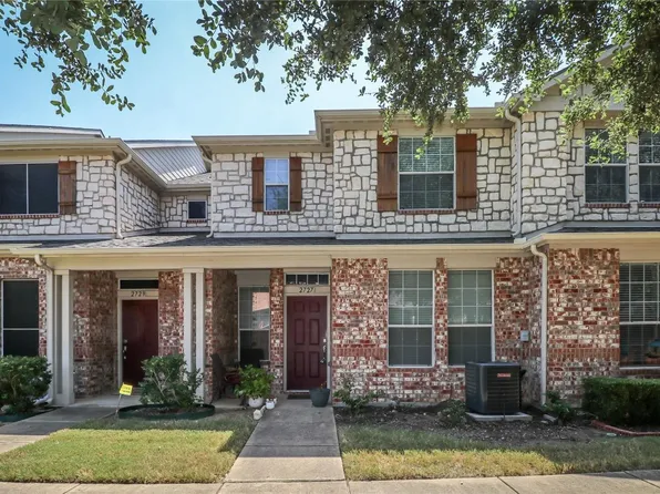 2727 Olympic Park Dr, Grand Prairie, TX 75050