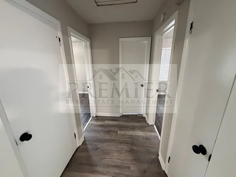 1316 N Main St unit A, Independence MO 64050// Ranch Style Duplex// 2 Beds 1 bath// Rent: $1200 D... — Photo 9