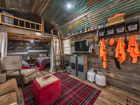 4th image of 2882 Porter Rd