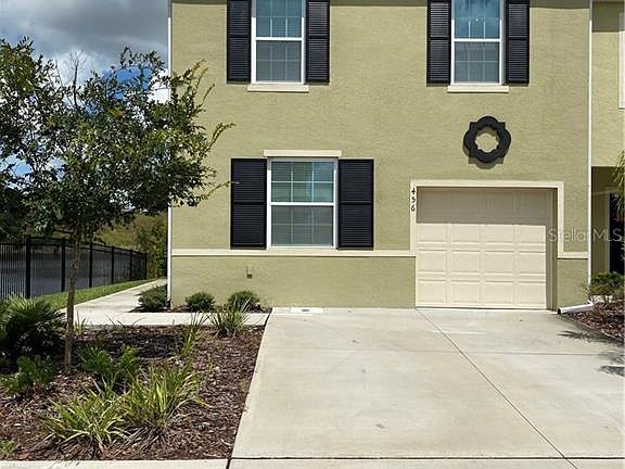 2nd image of 456 Arbor Lakes Dr