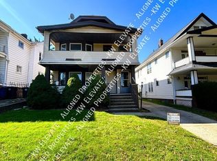 3320 W 110th St #2, Cleveland, OH 44111