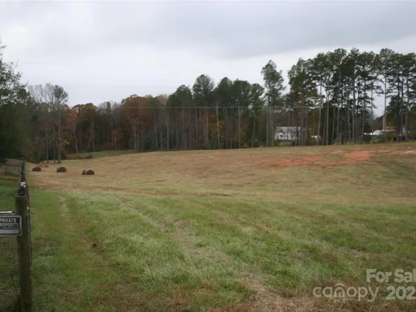 433 Lockhard Cir, Troutman, NC 28166