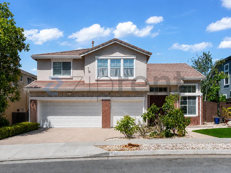 3879 Mars Ct — Photo 1