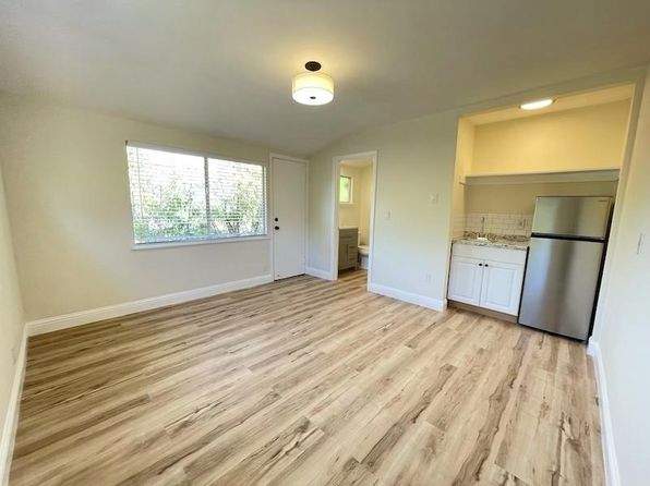 (undisclosed Address)