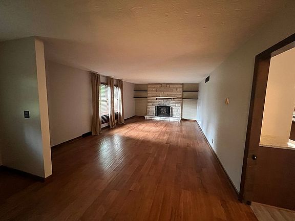 5th image of 3627 Old Frankfort Pike
