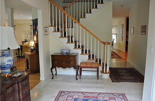 4th image of 7 Rosewood Ct