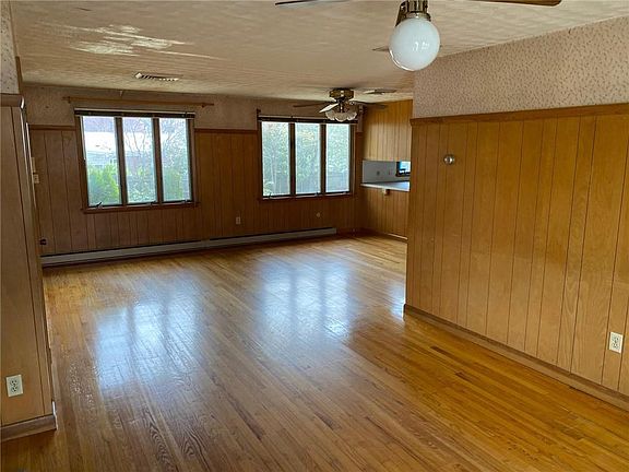 2nd image of 246 Bretton Woods Dr