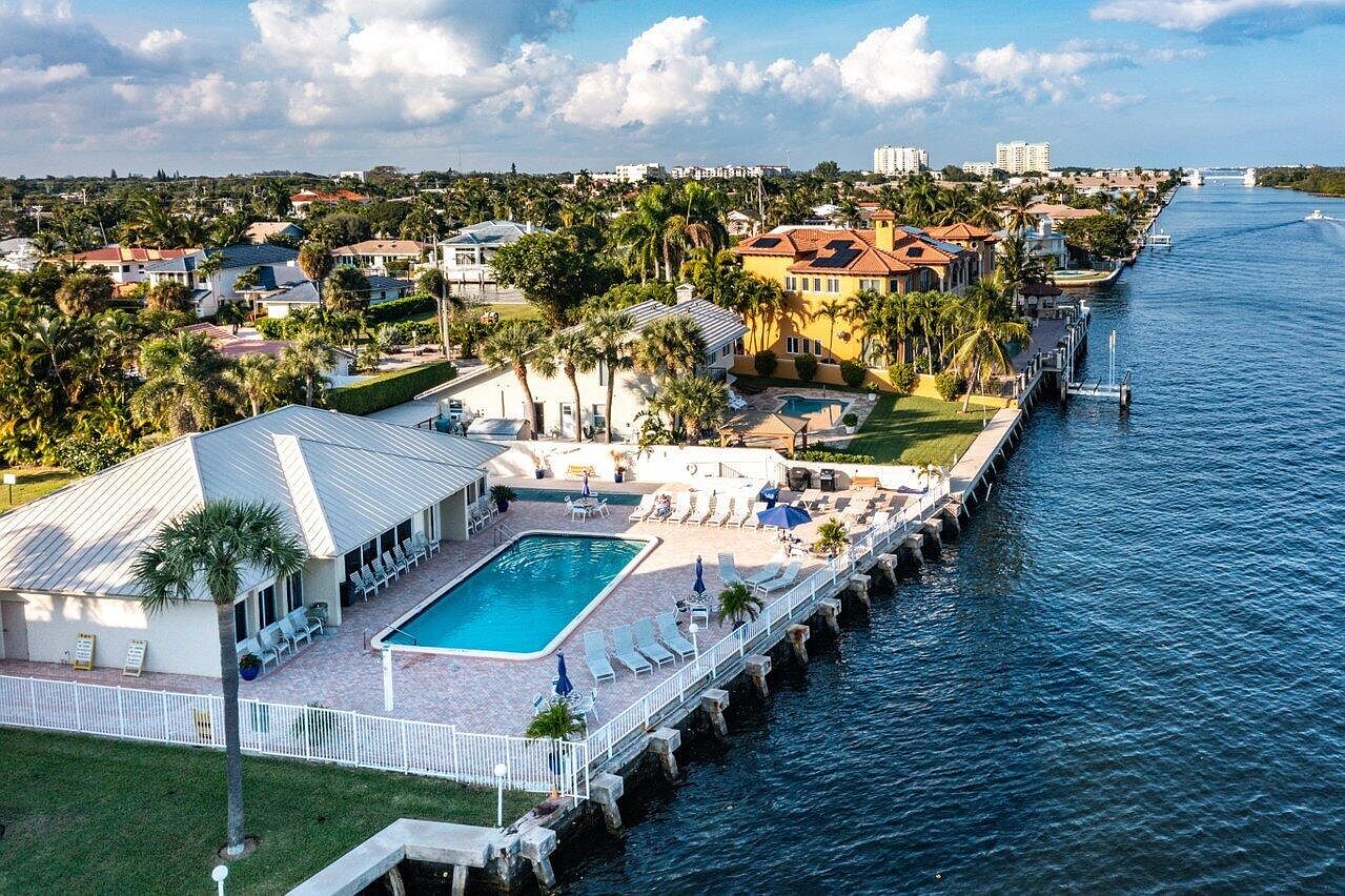 638 Snug Harbor Dr APT E13, Boynton Beach, FL 33435 MLS RX10917976