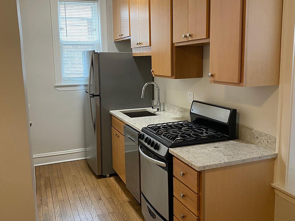 1st image of 3948 N Bell Ave #1